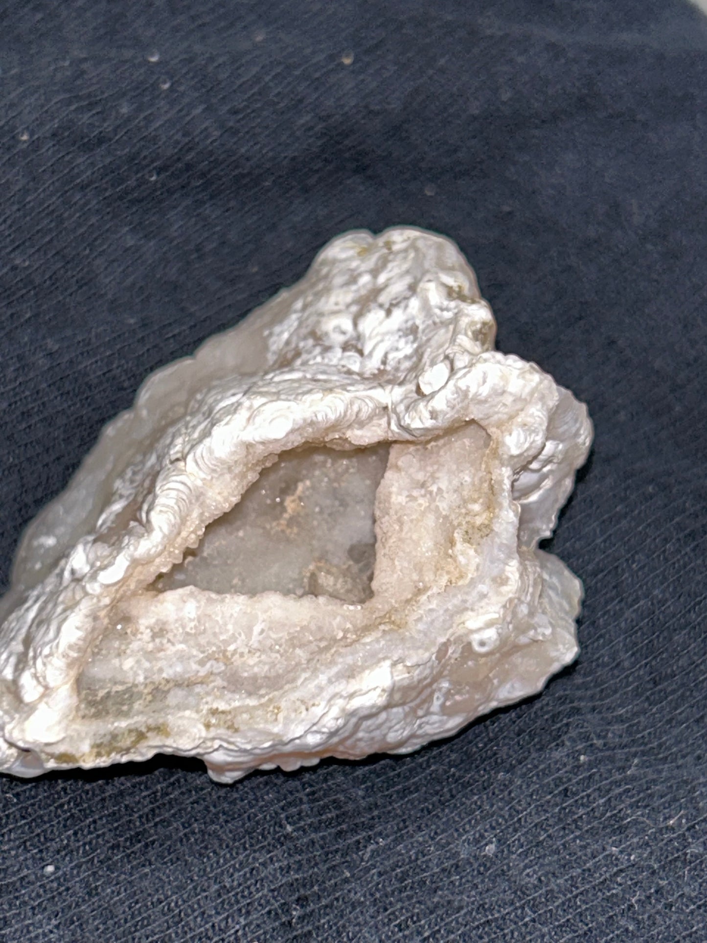 Chalcedony Cave